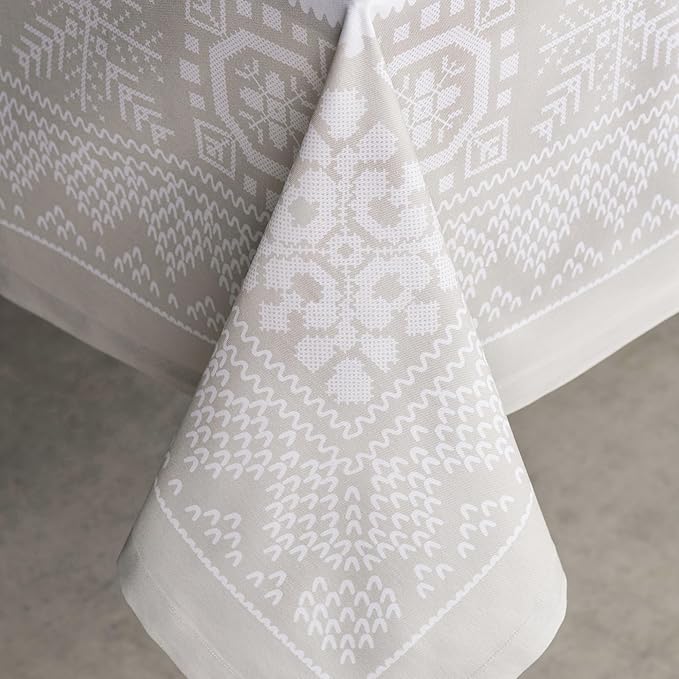 Maison d' Hermine Table Cloth Rectangle Table 100% Cotton 60 x 108 Inches Fall Tablecloth Reusable Everyday Use for Thanksgiving Christmas Decorations Dining Farmhouse Party (Cozy Christmas)