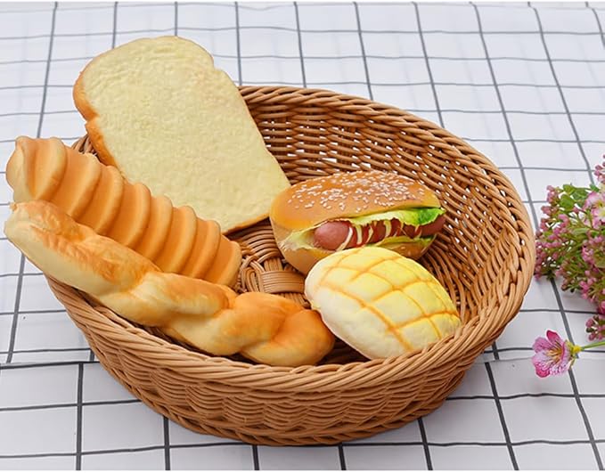 RT&BS Round Wicker Bread Basket, Christmas Food Baskets, Eco-Friendly Sturdy Stackable Fruit Basket for Kitchen, Store, Restaurant, Party (Brown, S)