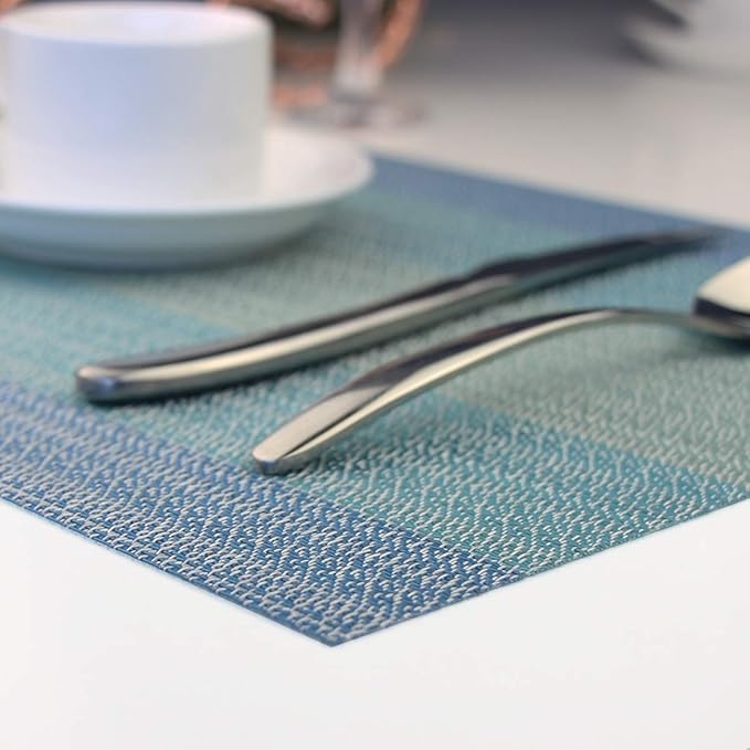 Vinyl Placemats,Washable Table Mats Easy to Clean Woven Placemats for Dining Table Set of 4(Blue)