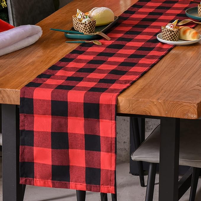 Tosewever Christmas Buffalo Check Plaid Table Runner, Cotton Polyester Blend Classic Family Dinner Table Runners for Indoor Outdoor Parties Events Home Decoration (Red and Black, 14 x 72 Inch)
