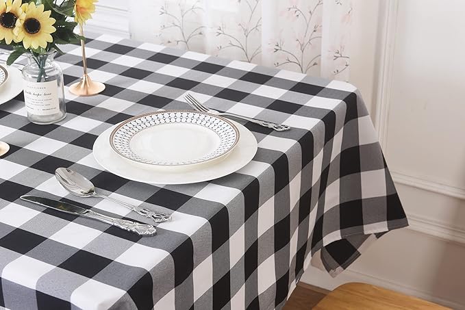 Cupuamon 2 Pack Waterproof Polyester Fabic Square Checkered Tablecloth，54x54 Outdoor Table Cloth，Oil Stain Prevention Table Cloth for Pinics and Parties（Black and White）