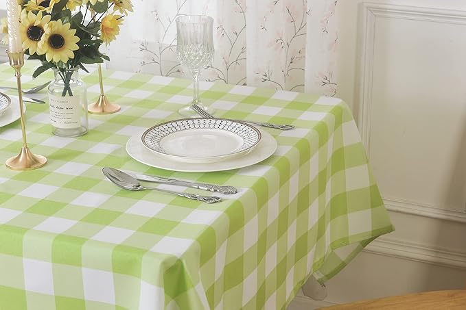 Cupuamon 2 Pack Waterproof Polyester Fabic Rectangle Checkered Tablecloth，60x120 Outdoor Table Cloth，Oil Stain Prevention Table Cloth for Pinics and Parties（Emerald and White）