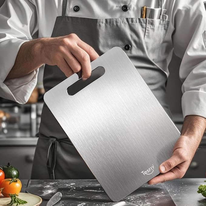 3 Pack Titanium Cutting Board - 100% Pure Titanium Cutting Boards For Kitche,Easy to clean, Double-sided food-grade Cutting Board For Meats, Fruits And Vegetables (M+L+XL）