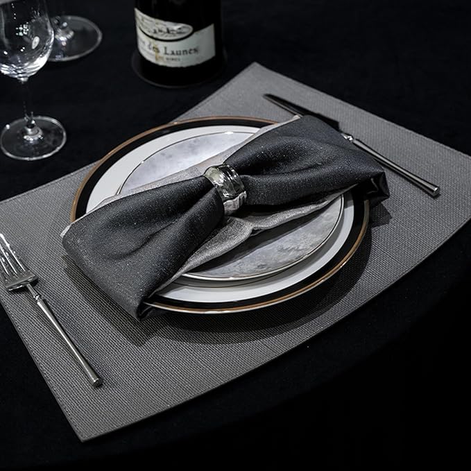 Faux Leather Placemats for Round Table, Waterproof Oil-Proof Wipeable Reversible Dining Table Place Mats Set of 6, Heat Resistant PU Table Mats for Dinner Party Table Decoration, Grey