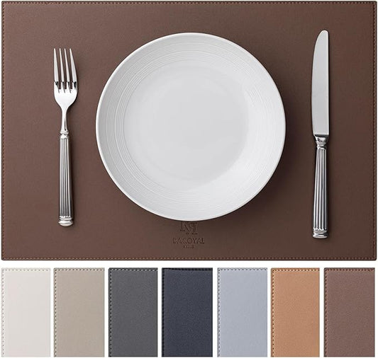 Faux Leather Placemats Set of 4 Vinyl Washable Wipeable Table Mats for Kitchen Dining Table Heat Resistant Waterproof Modern Indoor/Outdoor Placemats Non-Slip Easy Clean Place Mats (Chocolat)