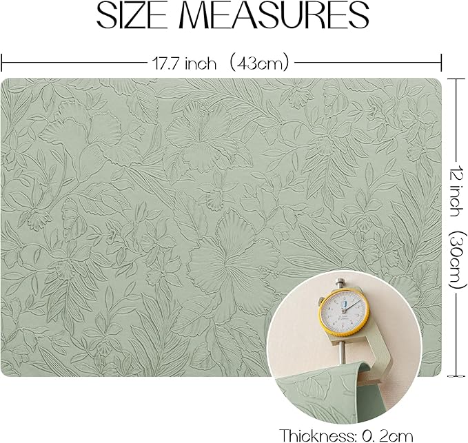Romanstile Vinyl Placemats Set of 4-12 X 18 Inch - Heat Resistant Non-Slip Embossed Floral Place Mats 100% Waterproof Oilproof Wipeable Faux Leather Table Mats for Kitchen/Dining/Party, GrassGreen